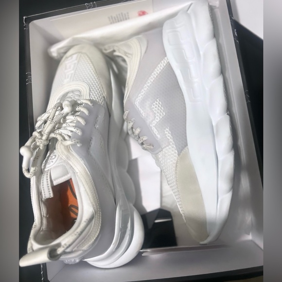 Versace Chain Reactions - Picture 3 of 3